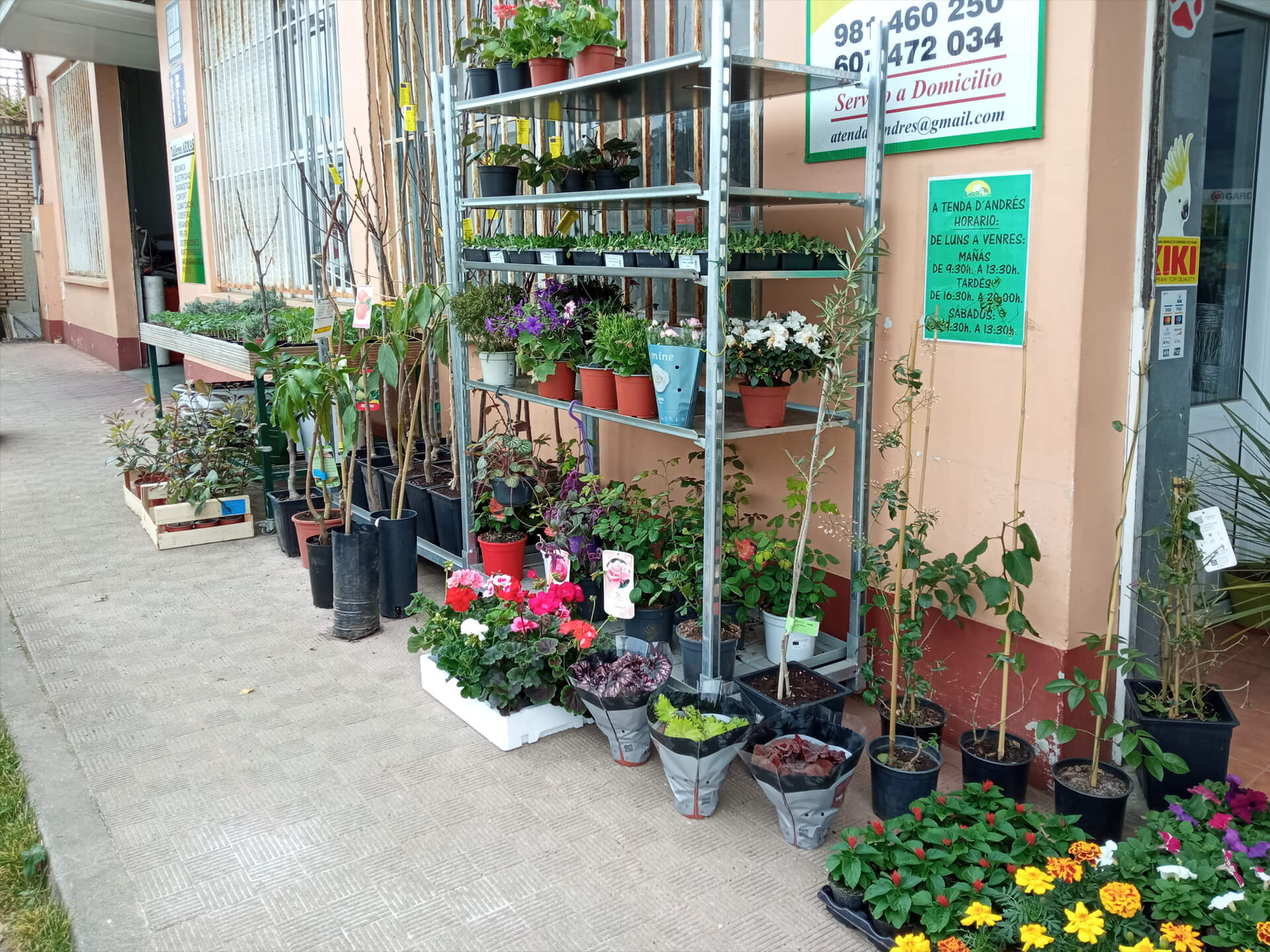 Productos para el campo y para mascotas en Mugardos